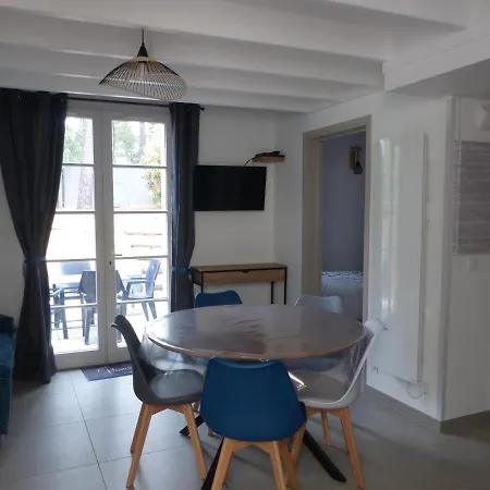 Maison De Vacances Avec Piscines Nyaraló